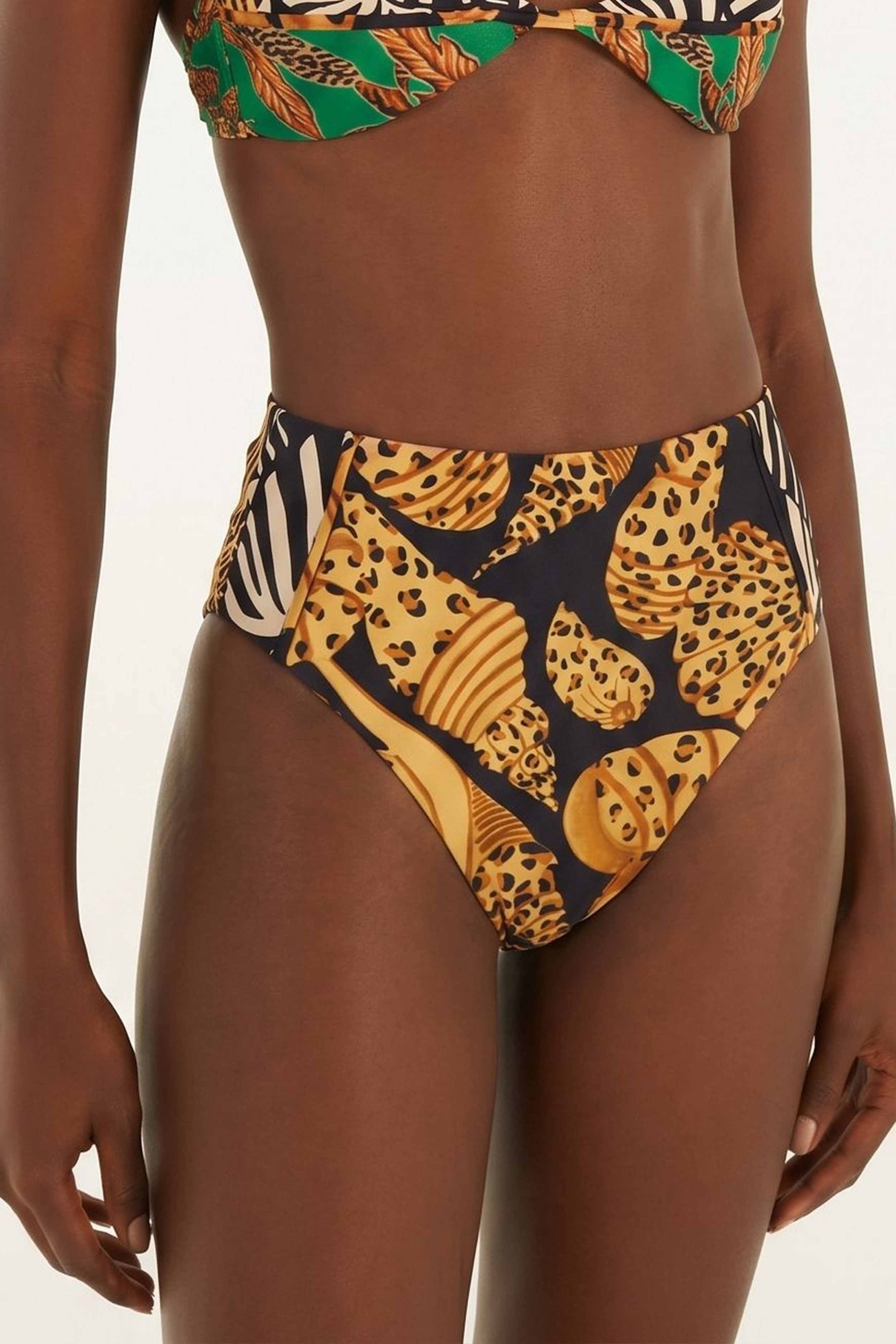 Hot Pants With Side Detail