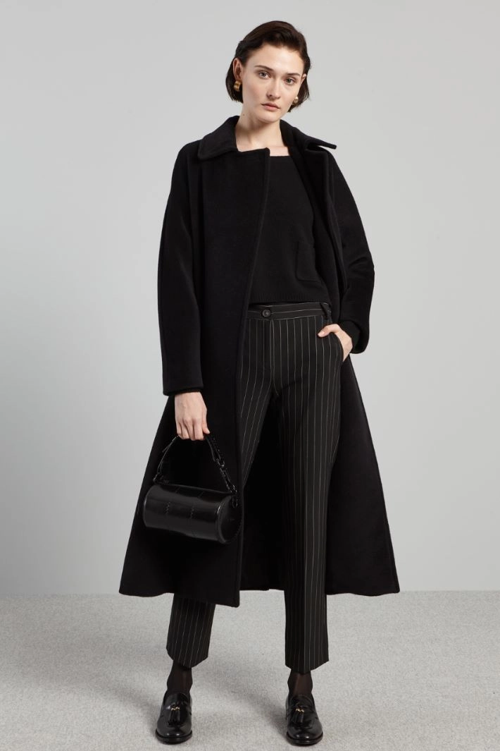 Boxy fit sweater with pockets - BLACK