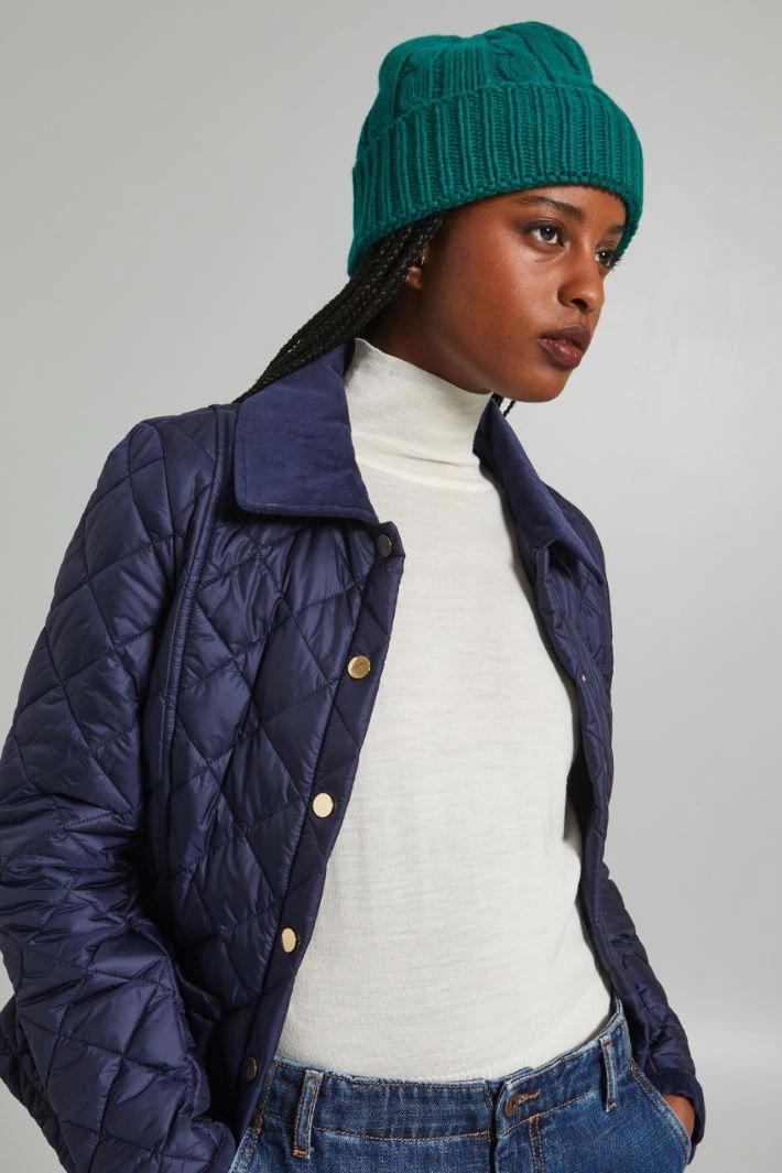 Cable-knit beanie hat - EMERALD GREEN