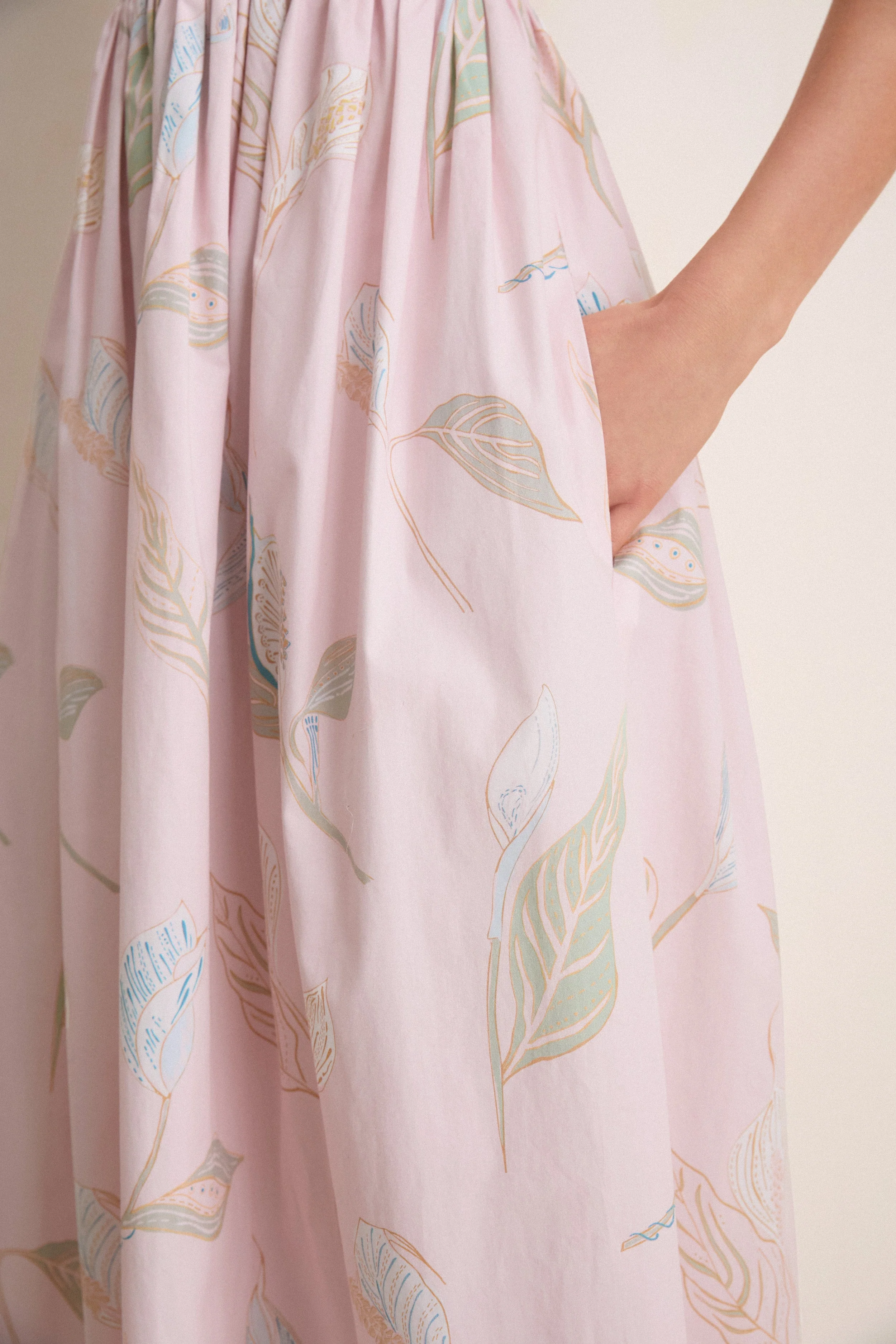 Rose Peace Lily Scoop Neck Dress