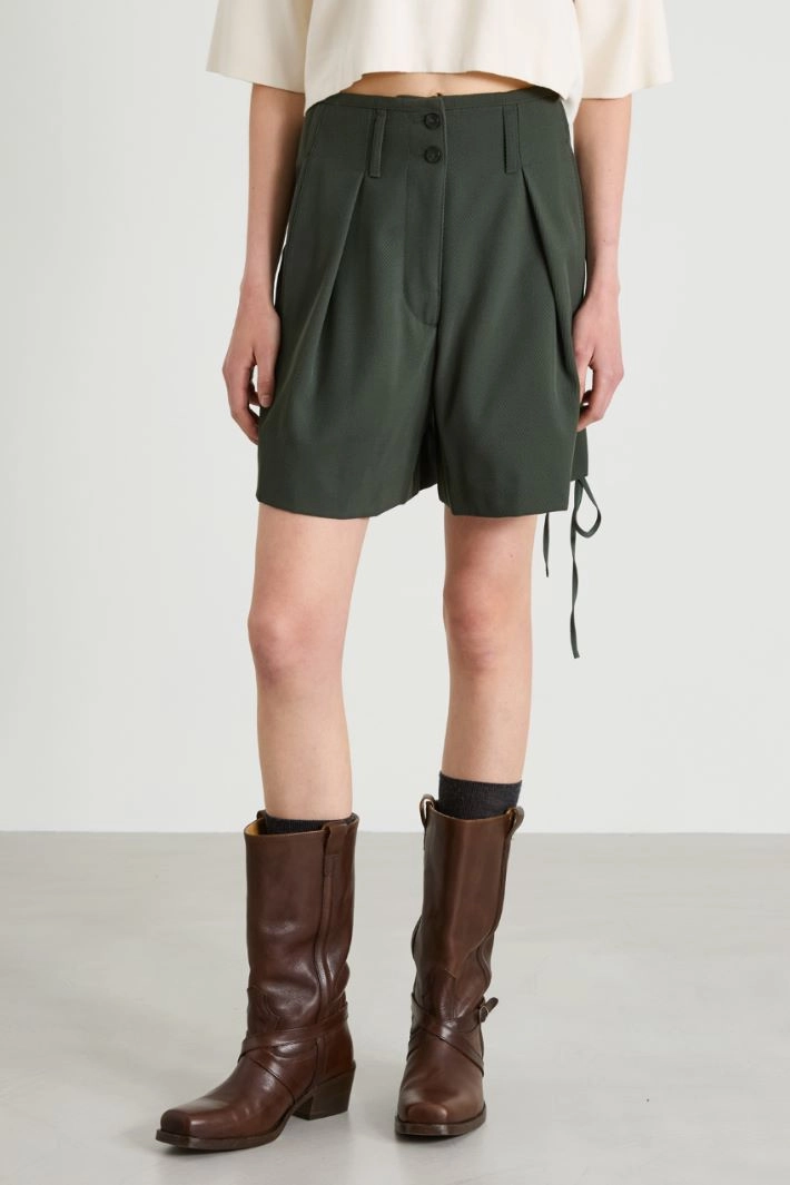 Wool Bermuda shorts with drawstring - MILITAR GREEN