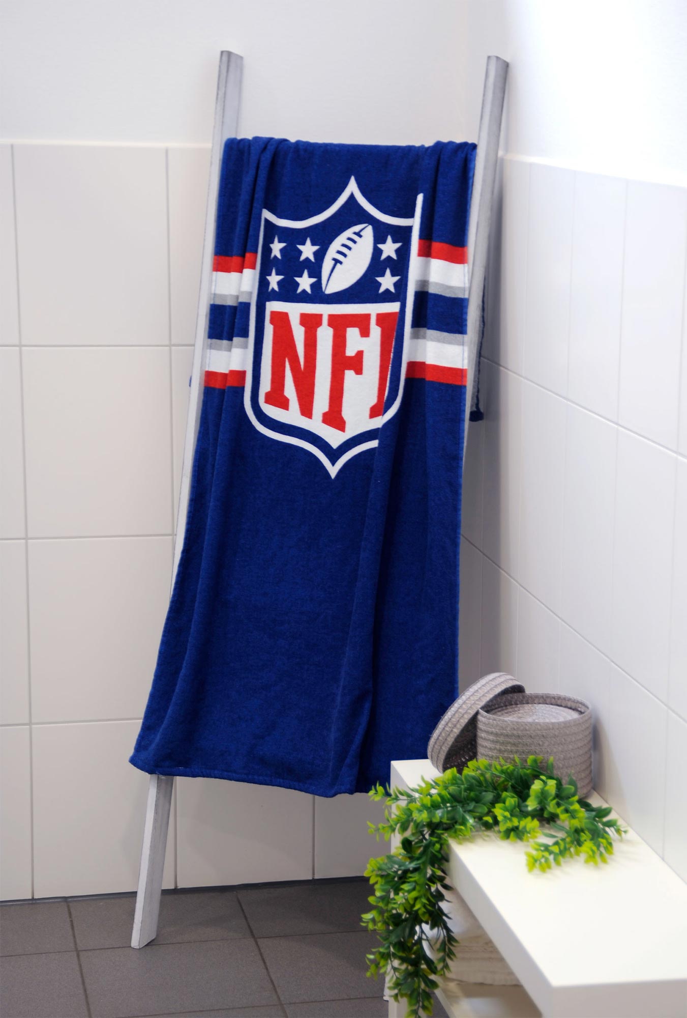 NFL Shield Velours Bath Towel
