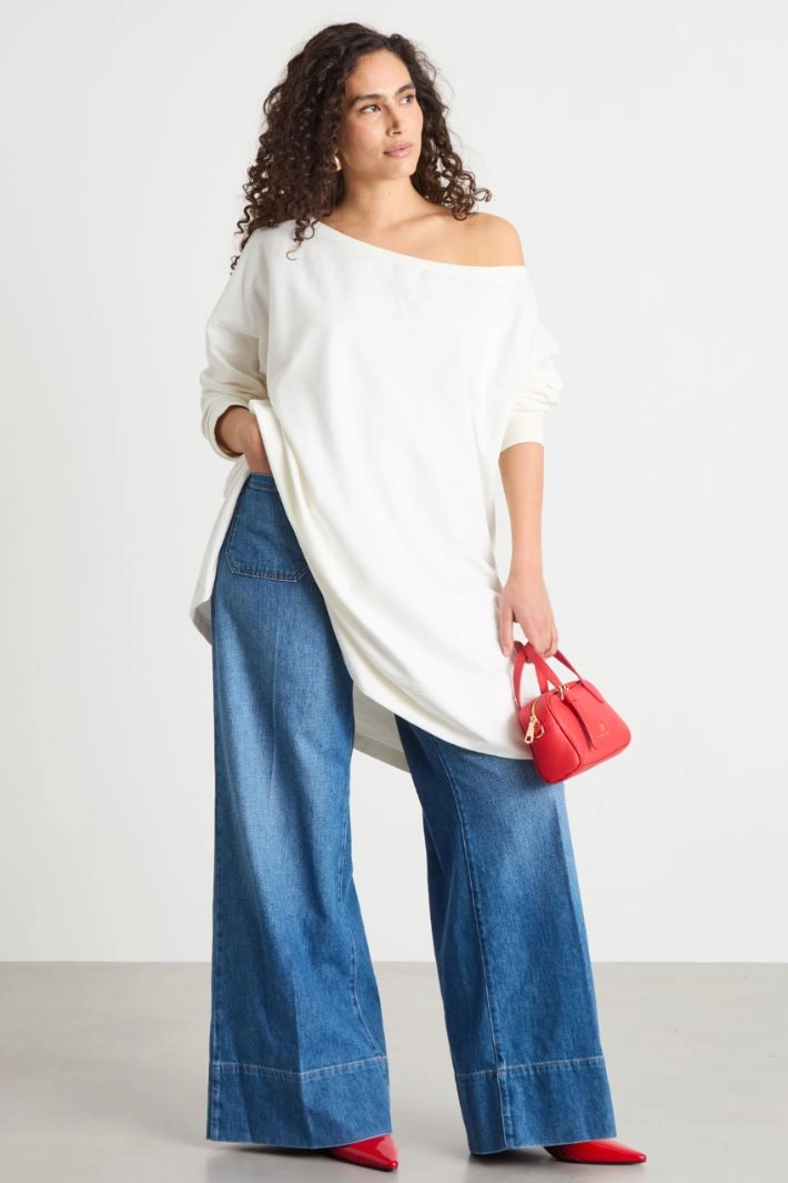 Sweatshirt with slits - WHITE