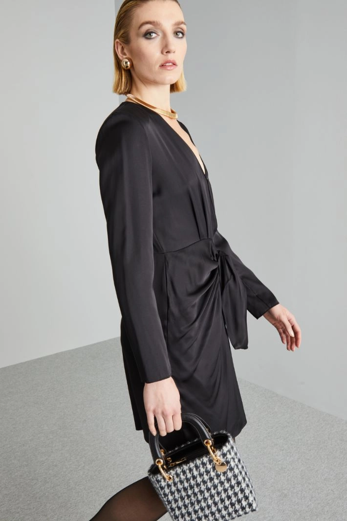 Crossover dress - BLACK