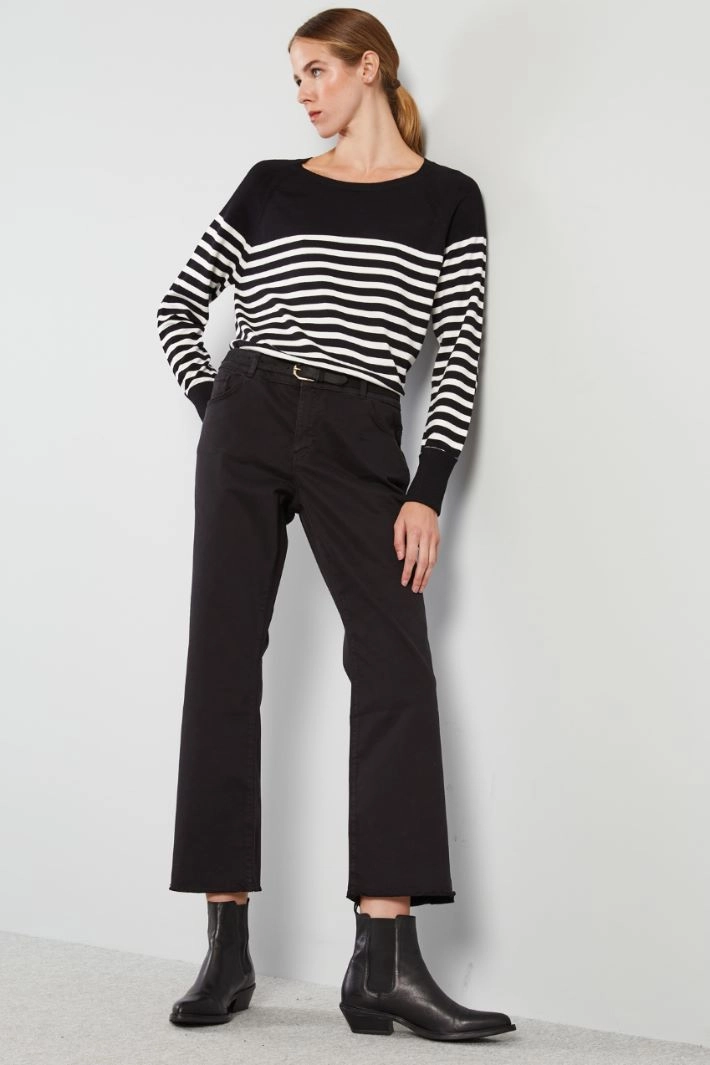 Sweater with turned-up sleeves - BLACK WHITE