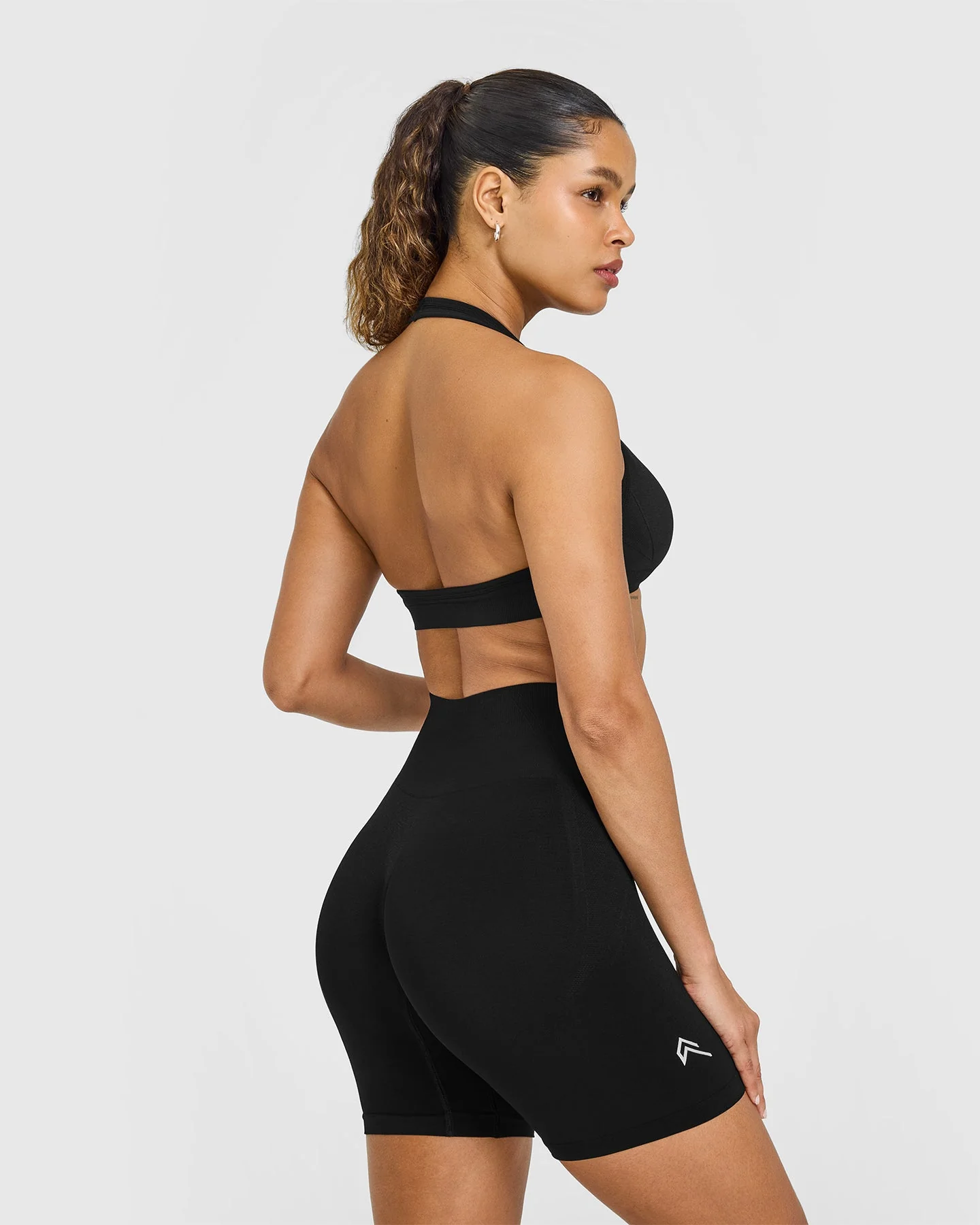 EffortlessLift™ Seamless Halter Neck Sports Bra with White Logo | Black