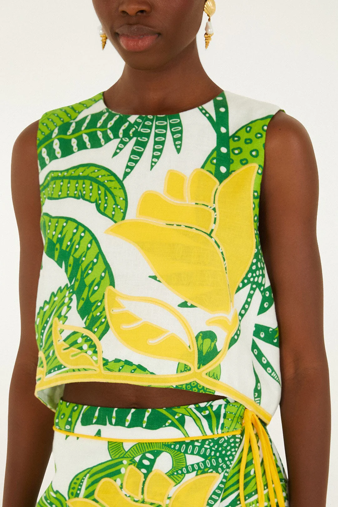 Off-White Amazon Graphic Cropped Top