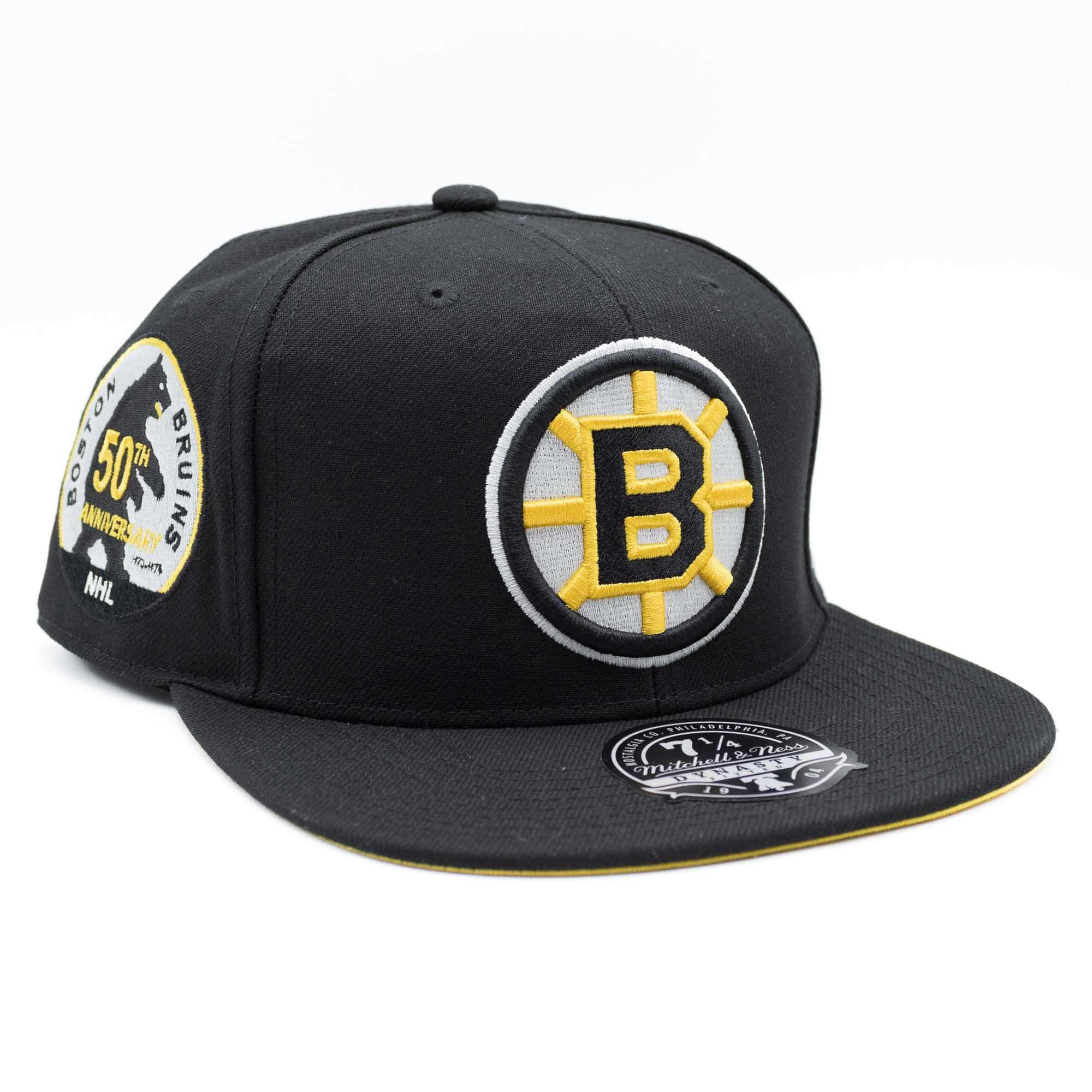 Boston Bruins Vintage Mitchell & Ness Fitted NHL Cap Black