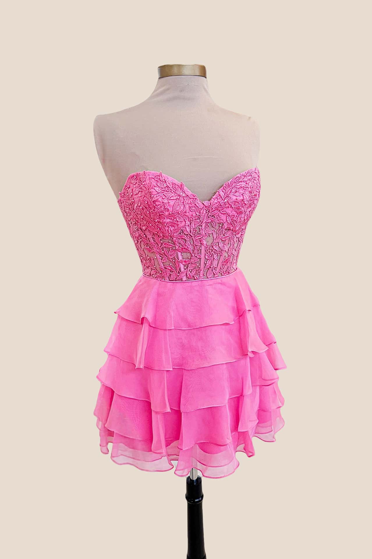 Sweetheart Lavender Appliques Tiered Short Dress