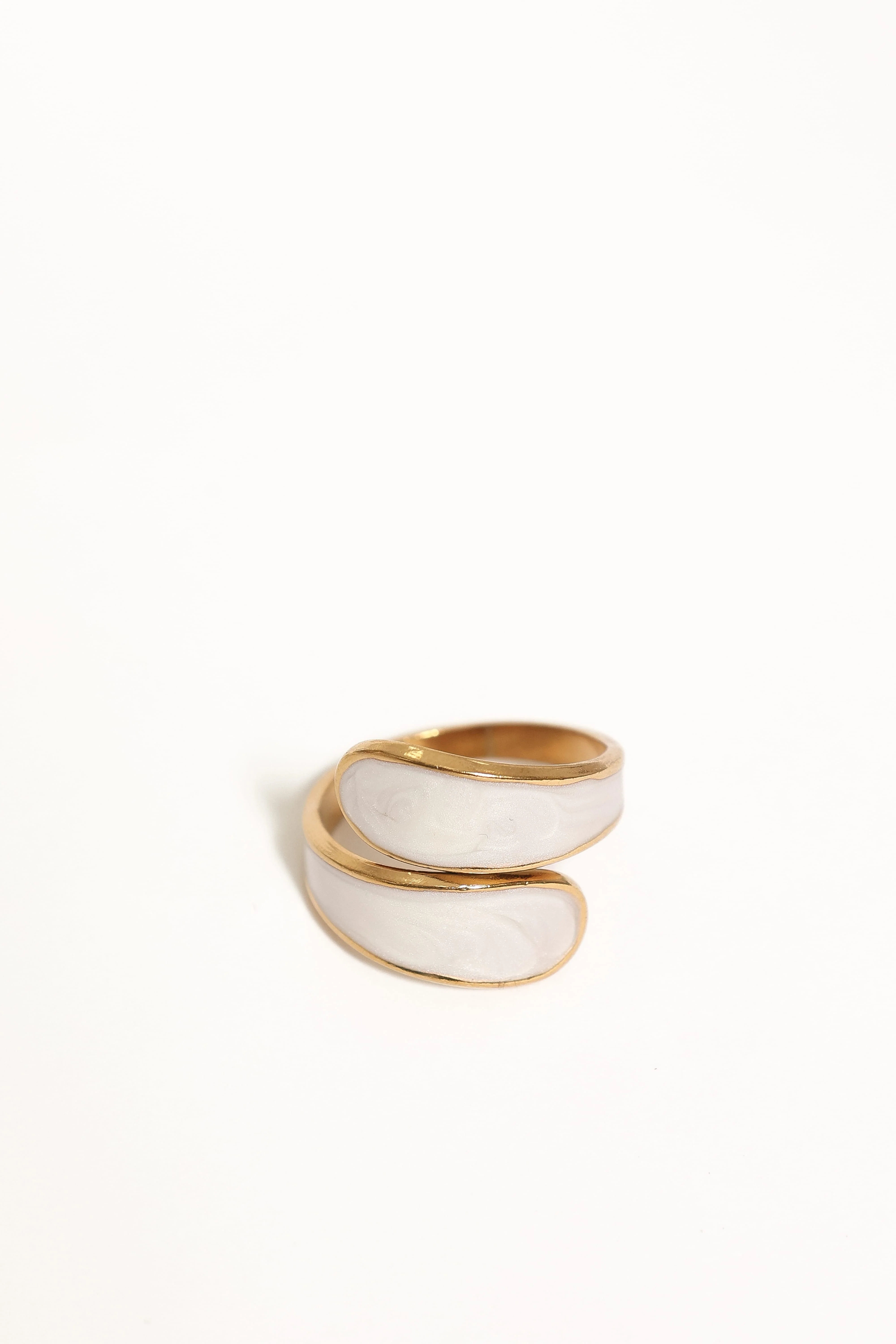 Julietta Ring - Gold Pearl