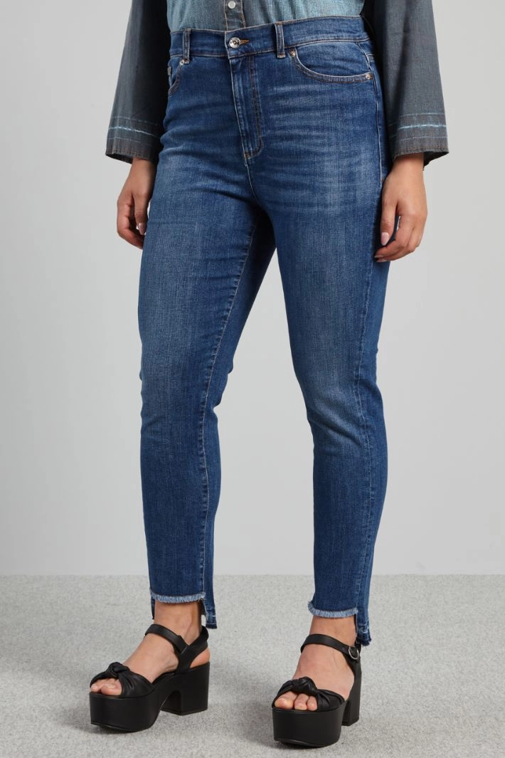 Jeans with asymmetric hem - DENIM BLUE