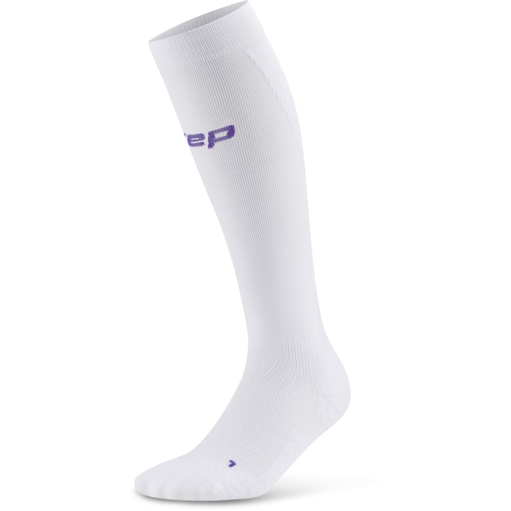 CEP Core Run Ultralight Tall Compression Socks Men - white