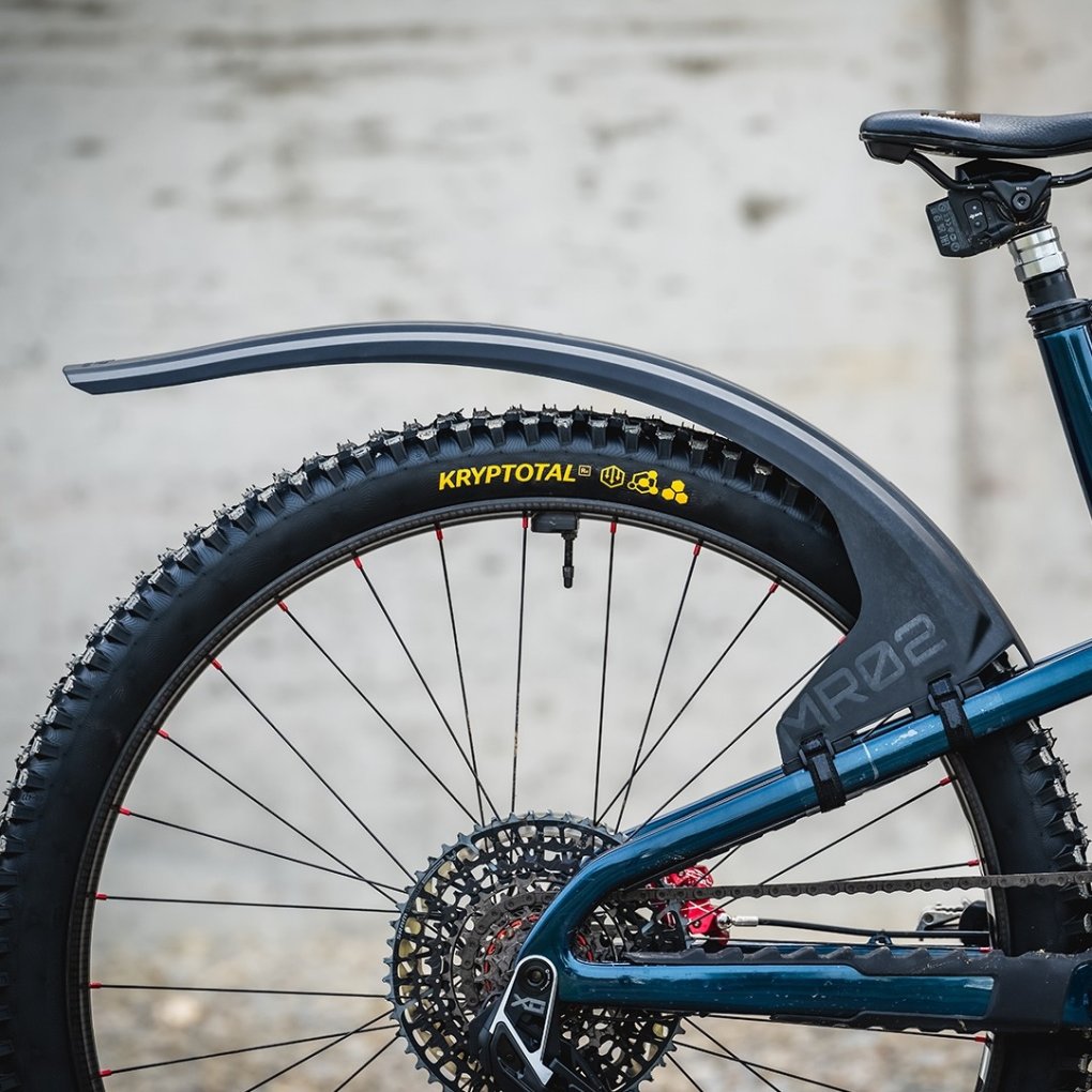 Unleazhed Unsplash MR02 Mudguard Rear - Ultimate Black And Matt Glossy