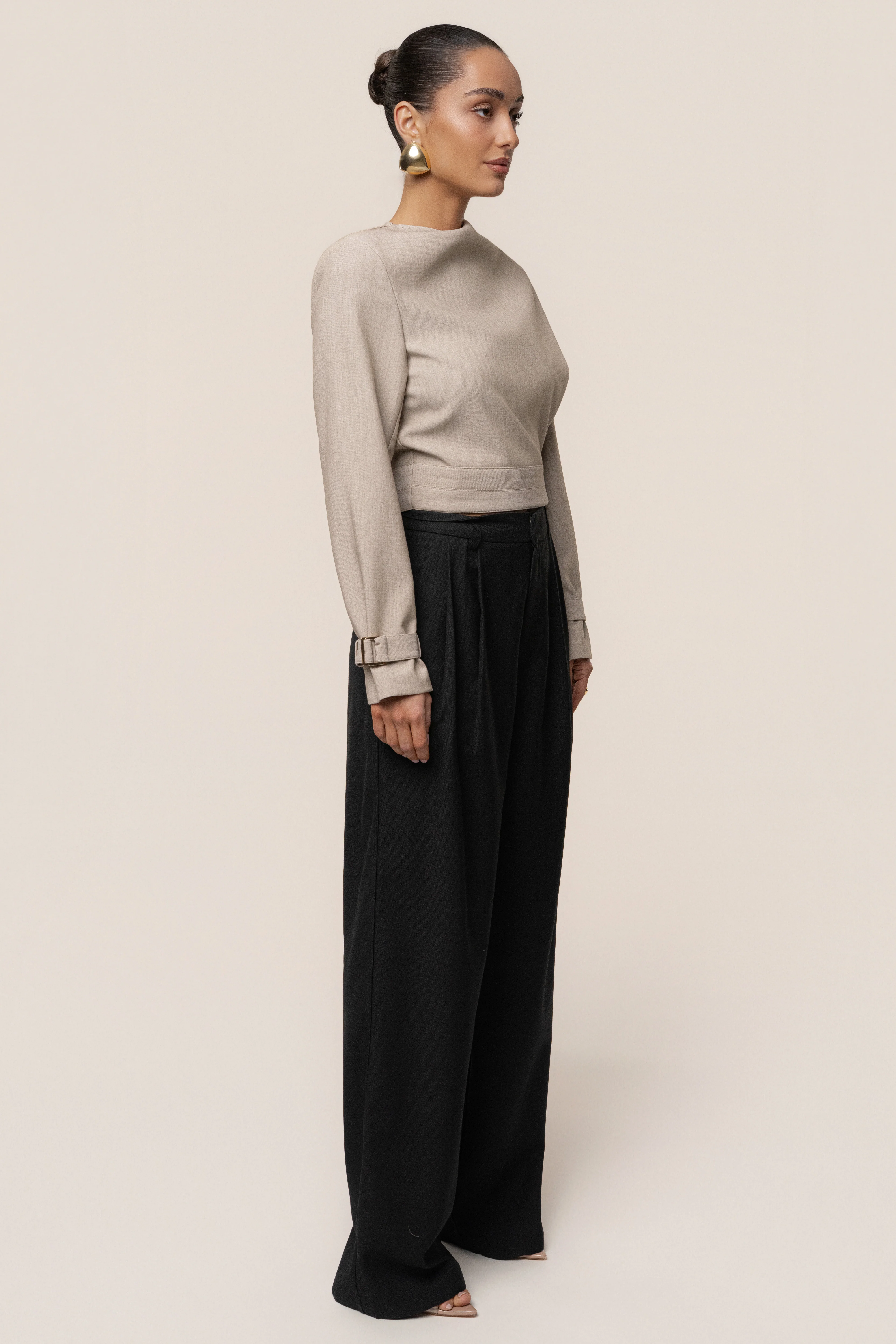 Stone Aligned Scarf Top