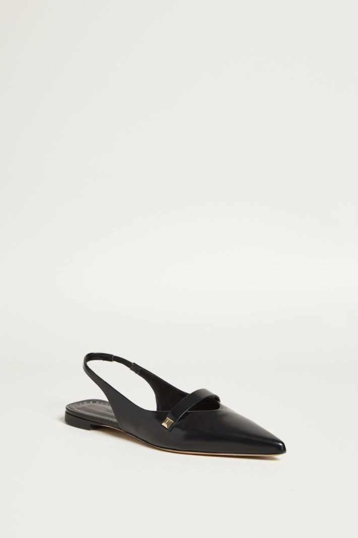 Shiny leather slingbacks - BLACK