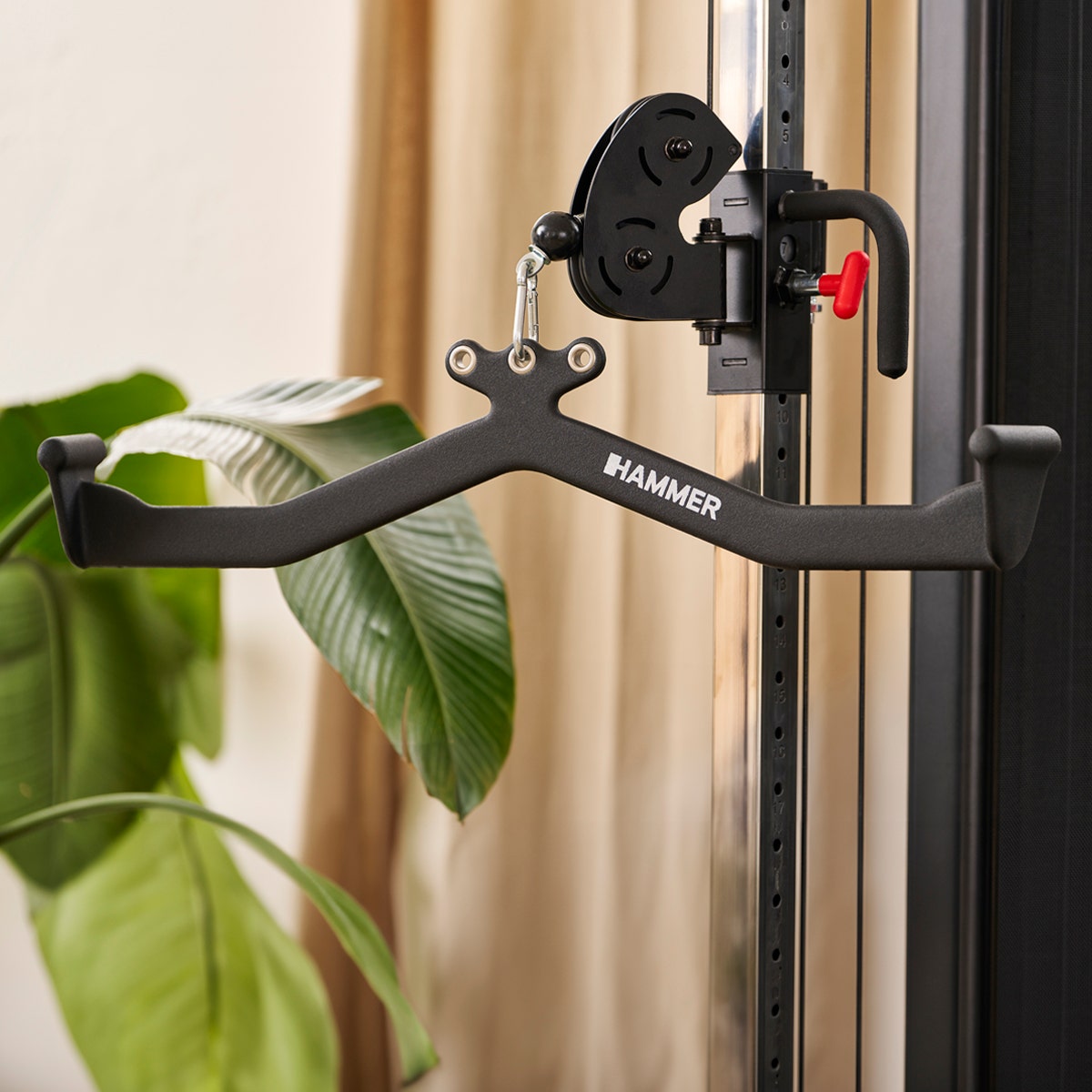 Performance wide rudder grip