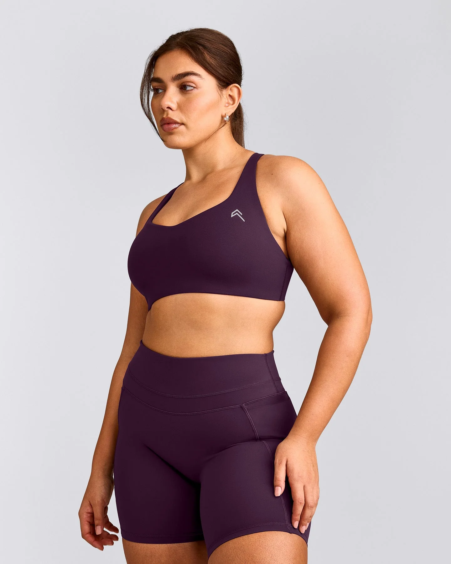 EasyLift™ Cross Back Sports Bra with Grey Logo | Blackberry Purple