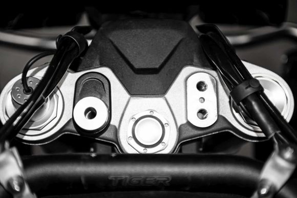 Touratech 20mm Handlebar Riser - SilverRef: Trt01897A / 01-424-5255-0
