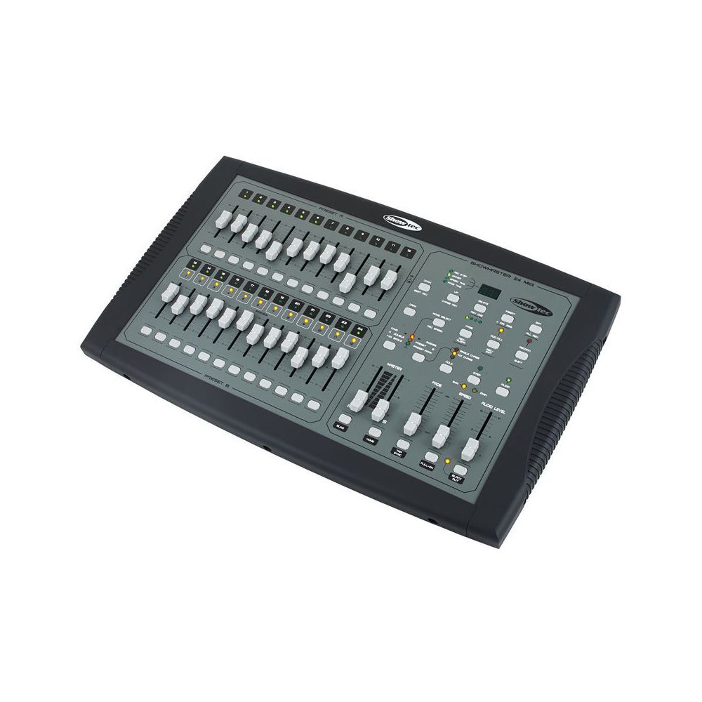 Showtec Showmaster 24 MKII Bundle – Thomann Ireland