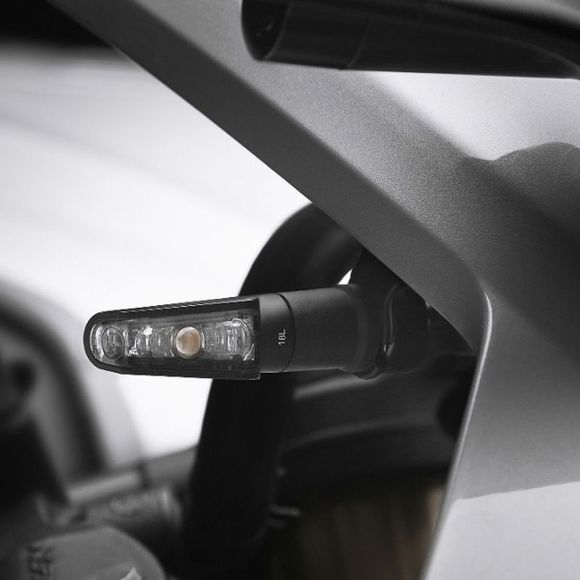 Support Clignotant Rizoma avant pour clignotant leggera - NoirBMW 1000 S 1000 RR ABS (0E21) - 2019 - 2020Ref : RZ0909 / FR439B