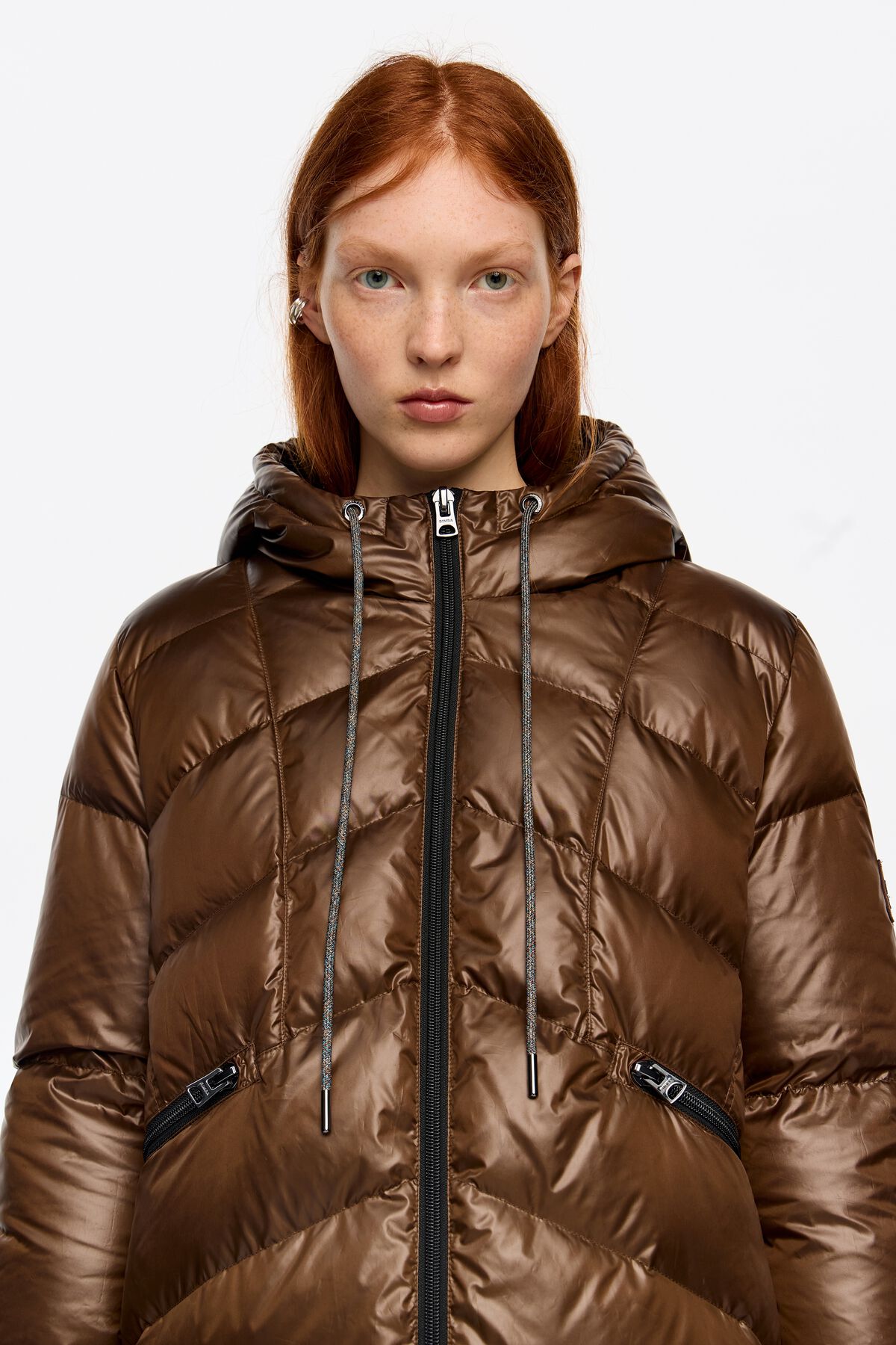 Dark olive fur straight cut hooded puffer