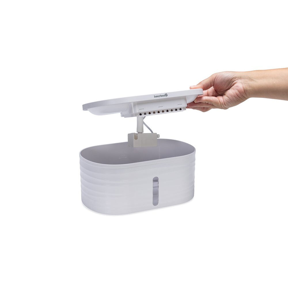 Beeztees Sef Drinking Fountain - White