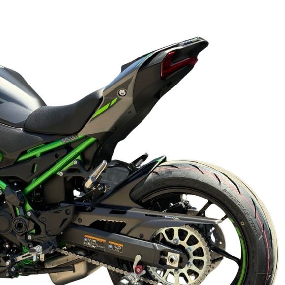 Capot de selle Ermax  - NoirRef : EM2079