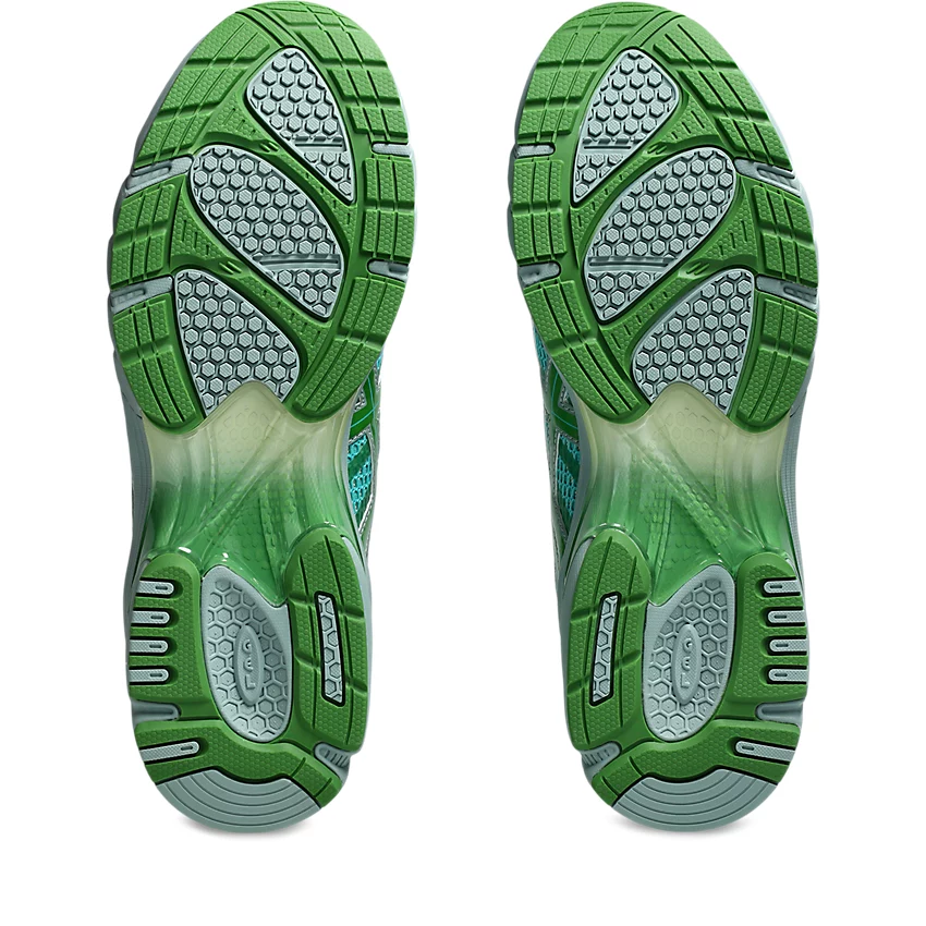 UB9-S GEL-DS TRAINER 14