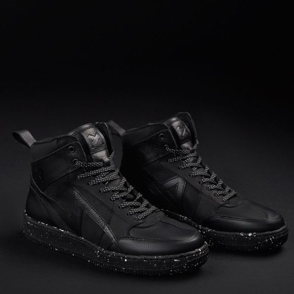 Moto Pando Moto Apex Sneakers - BlackRef: PAN0095