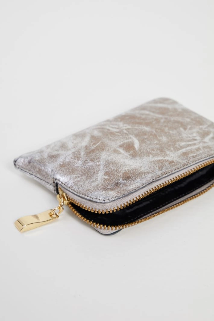 Vintage-look leather wallet - GOLD