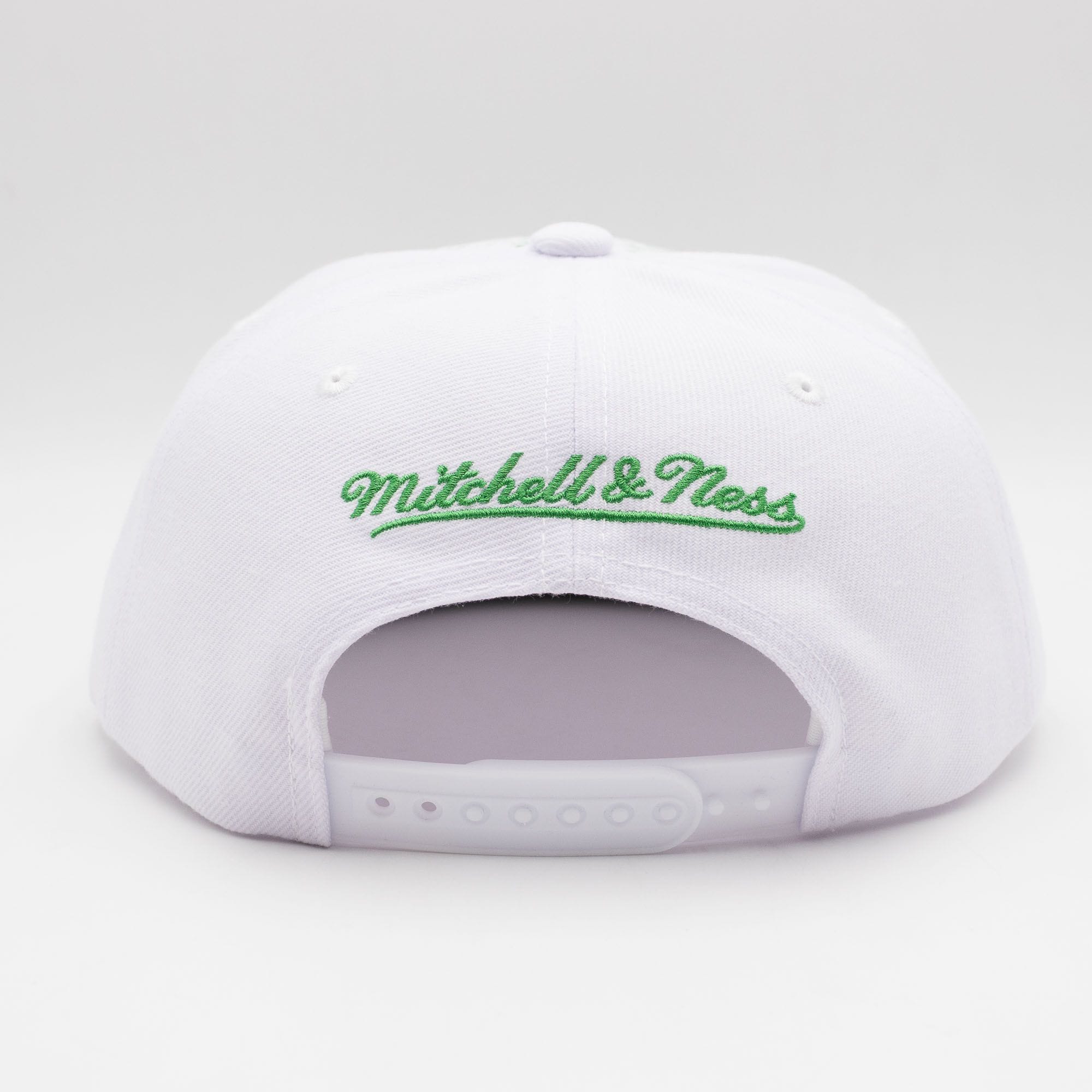 Boston Celtics Dee Brown 90s Playa Mitchell & Ness Deadstock Snapback Cap