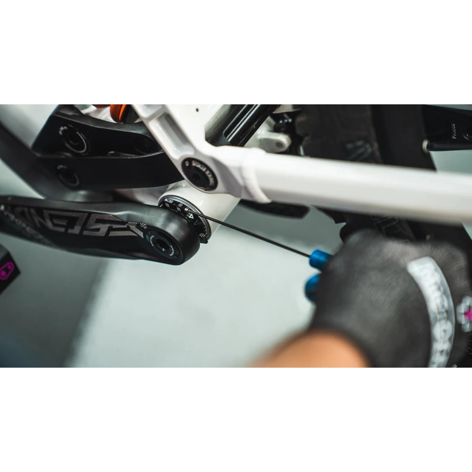 Muc-Off Crank Preload Ring - black