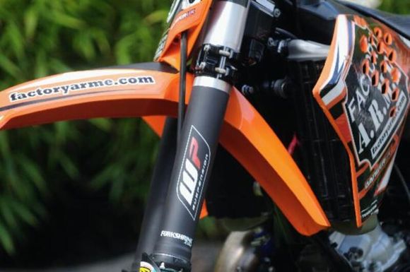 RFX Protection Upper Race Series Forkshrink Showa Logo Stickers - White UniversalRef: Rfx00611A / 1128325004