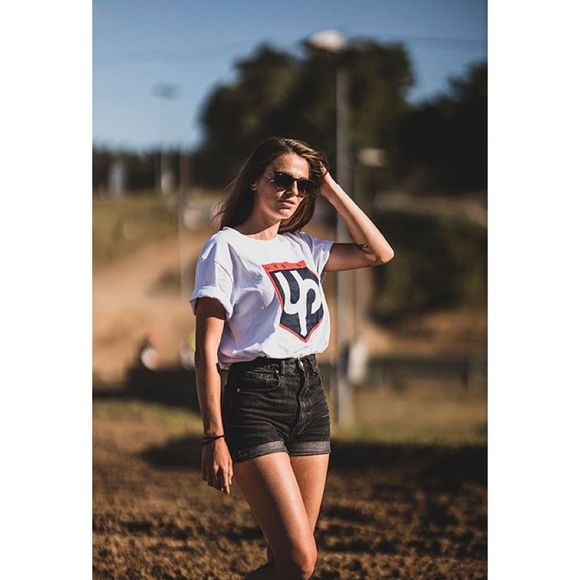 UP Design WOMEN MC short-sleeved T-shirt - WhiteRef: Upd0562 / 88Tsfmcblm