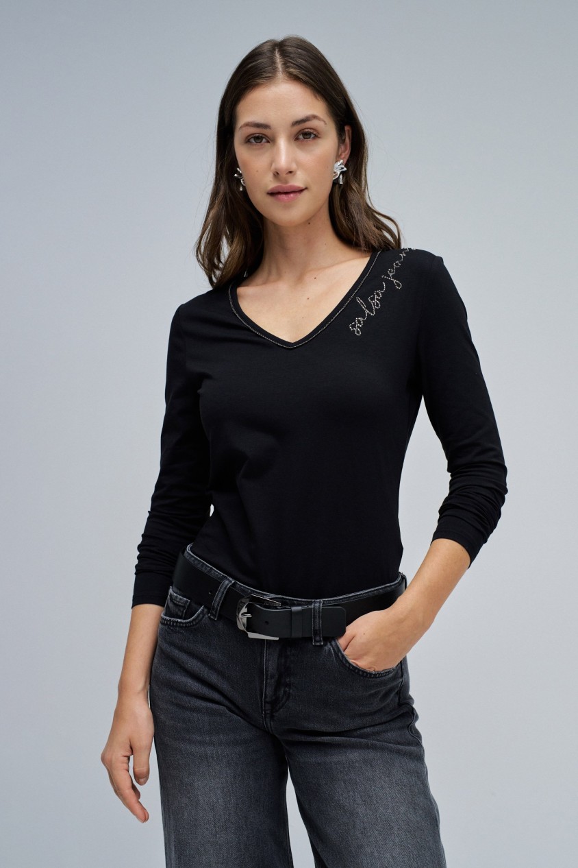 KNIT SWEATER WITH BRANDING