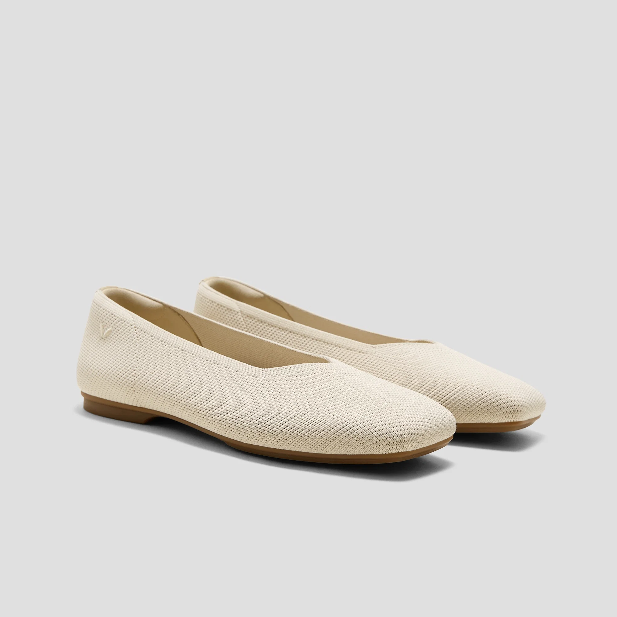 Square-Toe Margot V-Cut Flats (Margot 3.0)