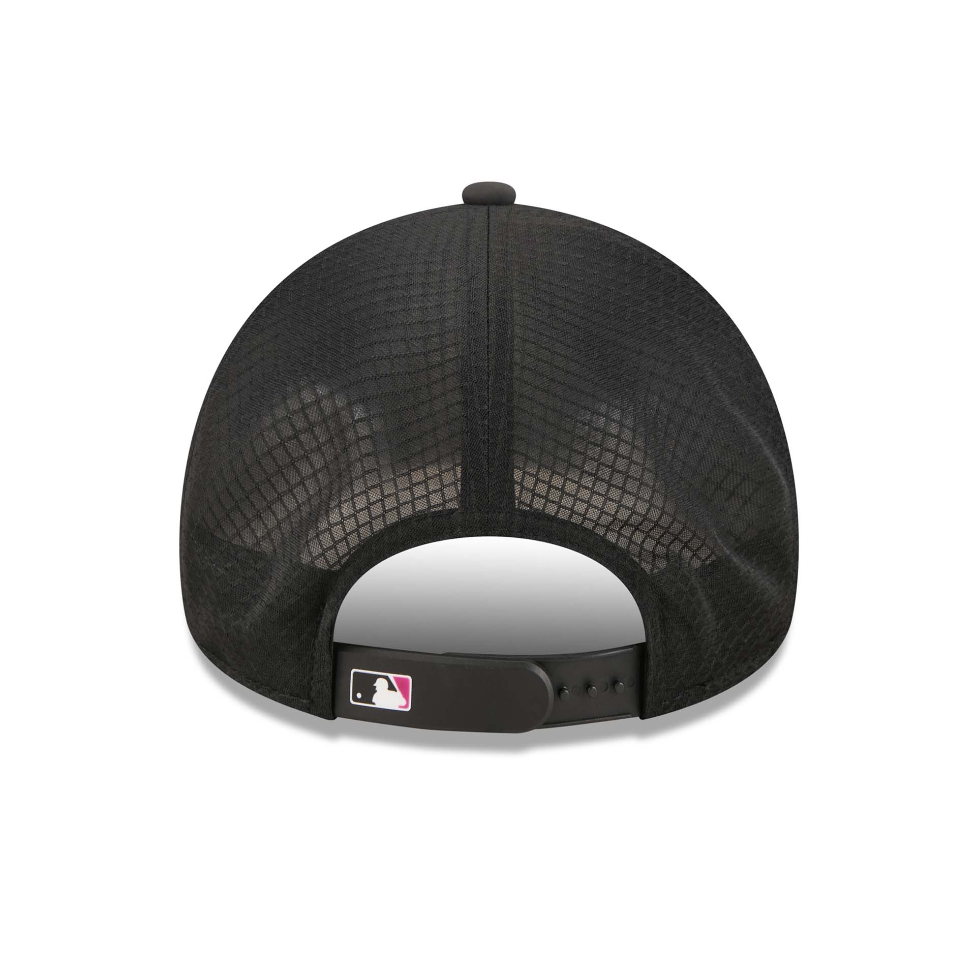 New York Mets 2026 MLB City Connect 9FORTY APEX Trucker Cap Black