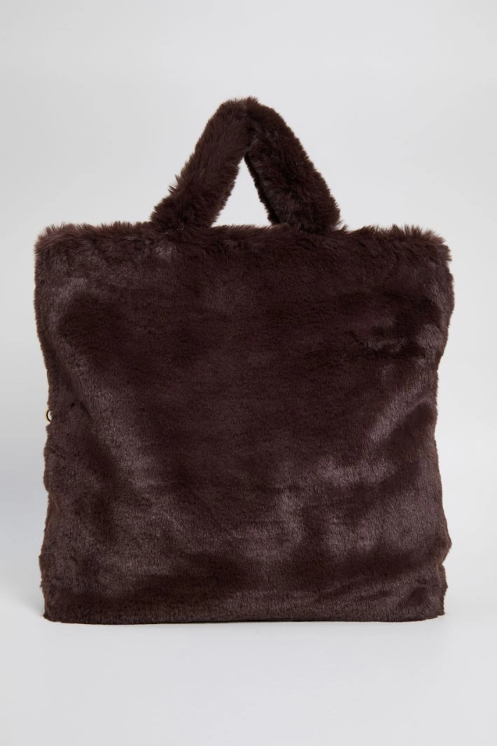 Maxi plush shopper bag - BROWN