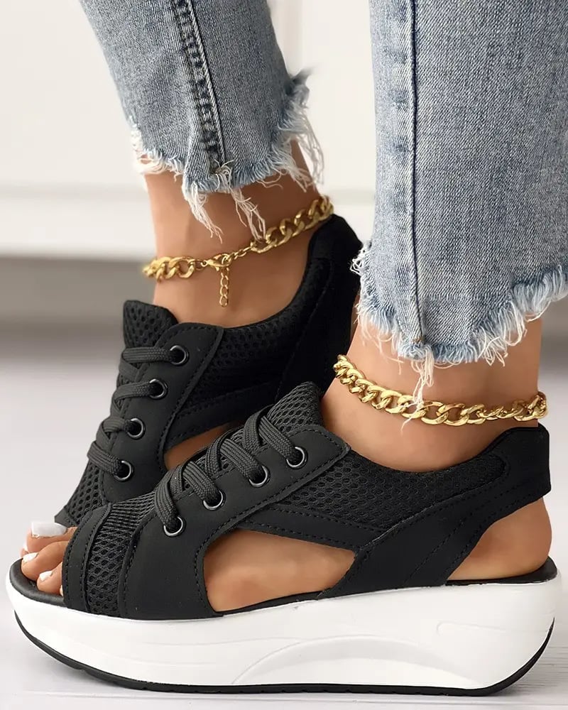🎁Aktion: -49% Rabatt❤️ Muffin-Sandalen mit kontrastierenden Einsätzen und Ausschnitten zum Schnüren
