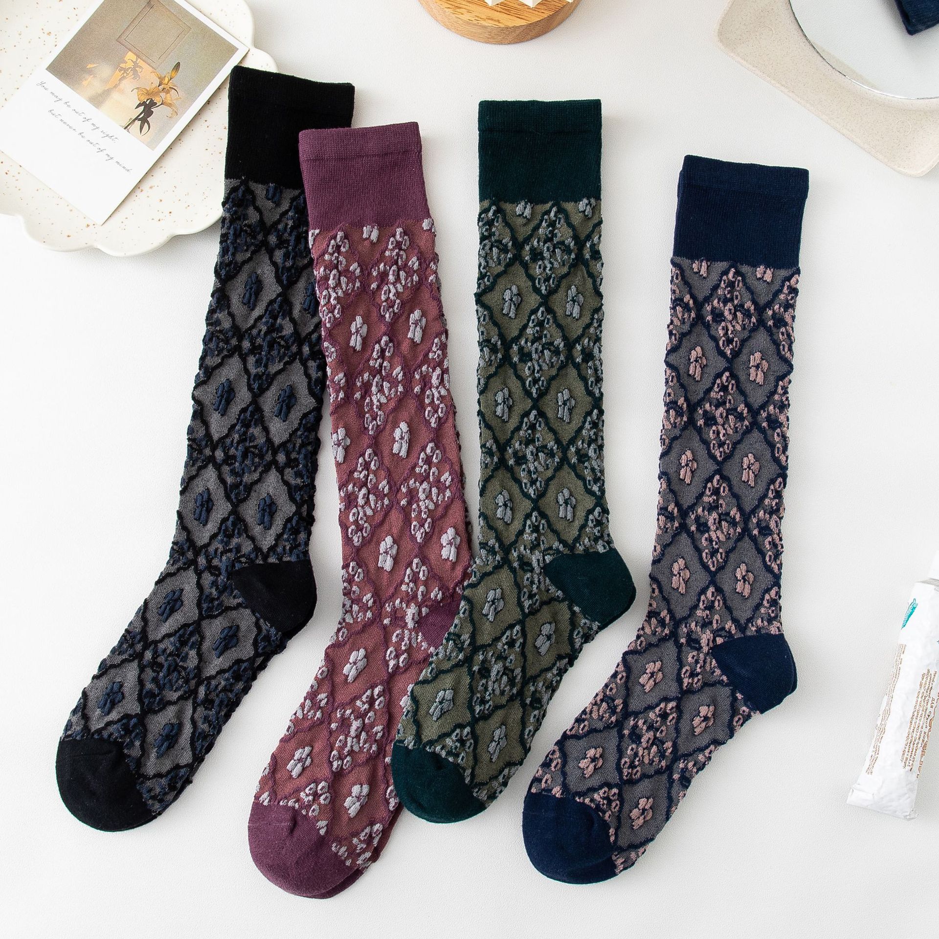 ❤️❤️This week's special Sale 50%OFF-4 Pairs Womens Floral Long Cotton Socks