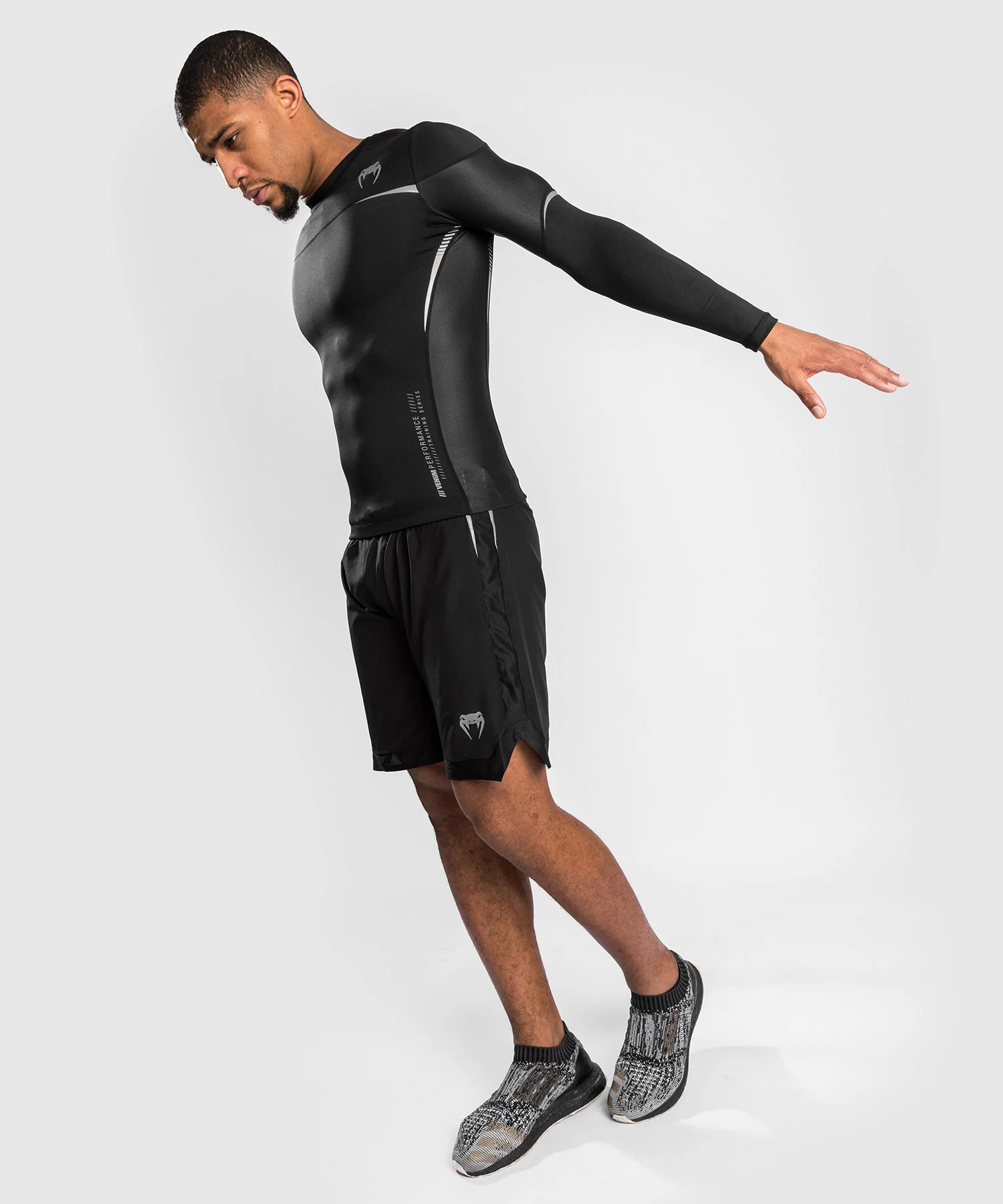 Venum Tempest 2.0 Rashguard Long Sleeves – Black/Grey