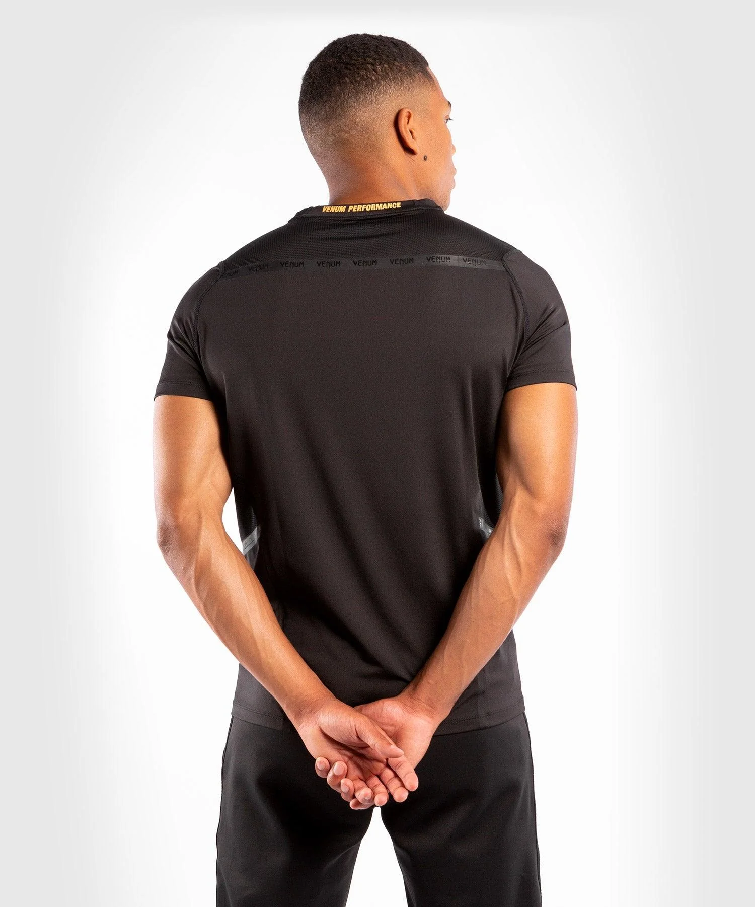 Venum Petrosyan 2.0 Dry-Tech T-shirt - Black/Gold