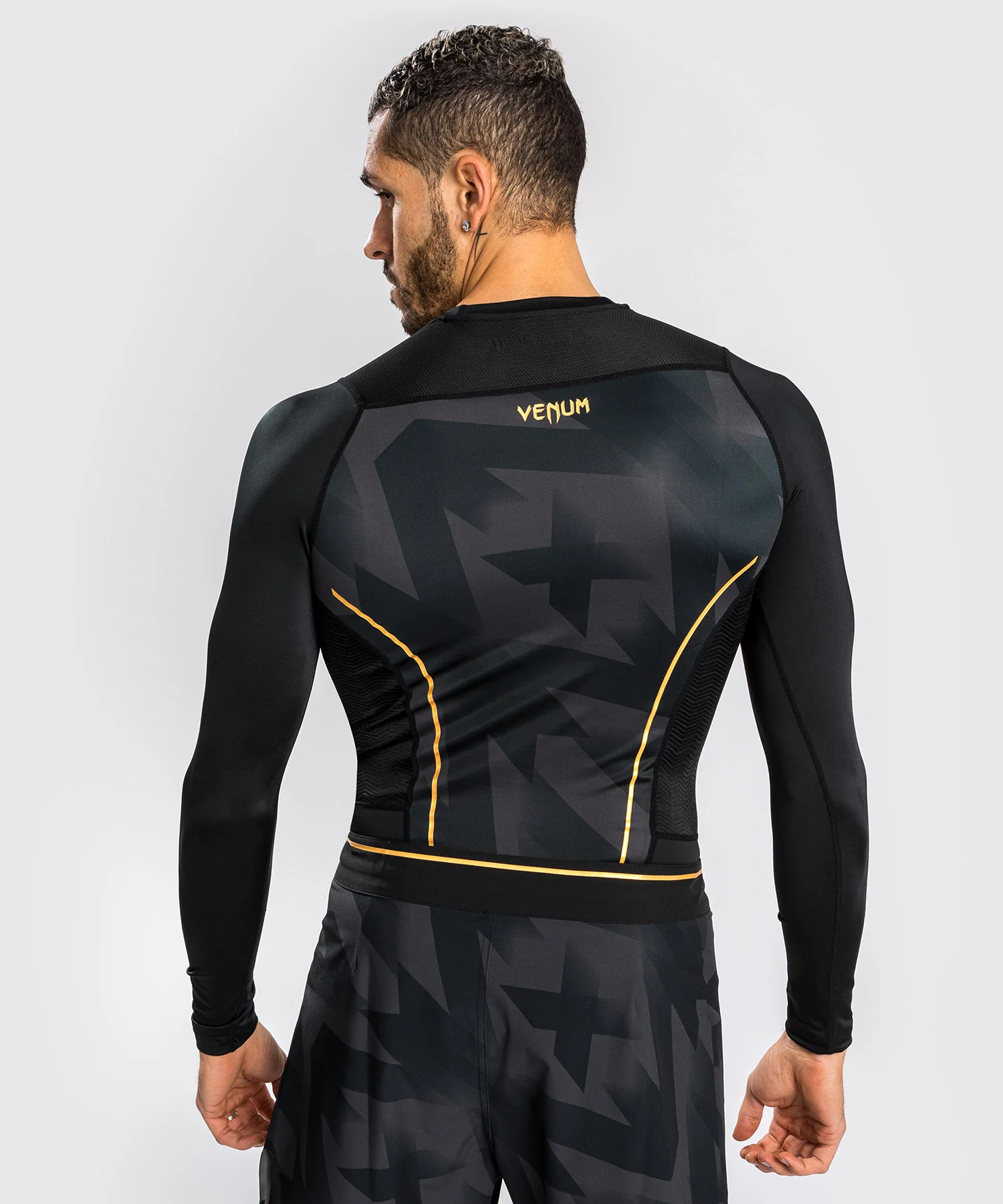 Venum Razor Rashguard Long Sleeves - Black/Gold