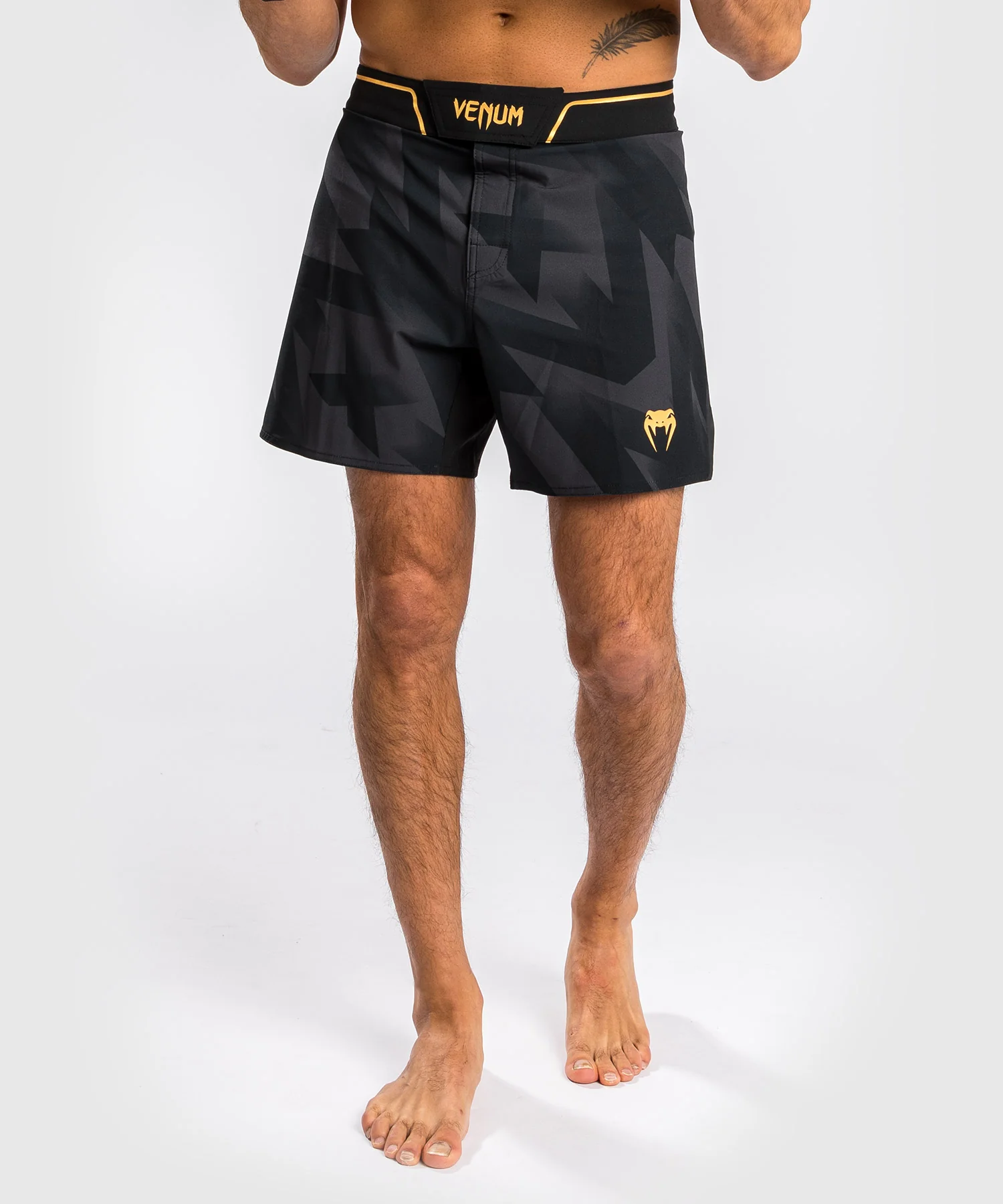 Venum Razor Fightshorts - Black/Gold
