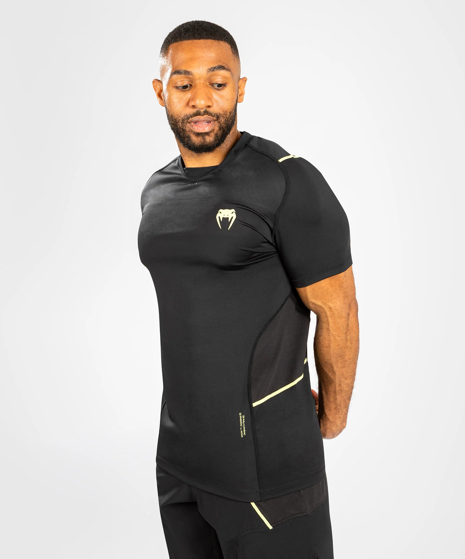Venum Fusion 2.0 Men Dry Tech T-Shirt - Black/Yellow