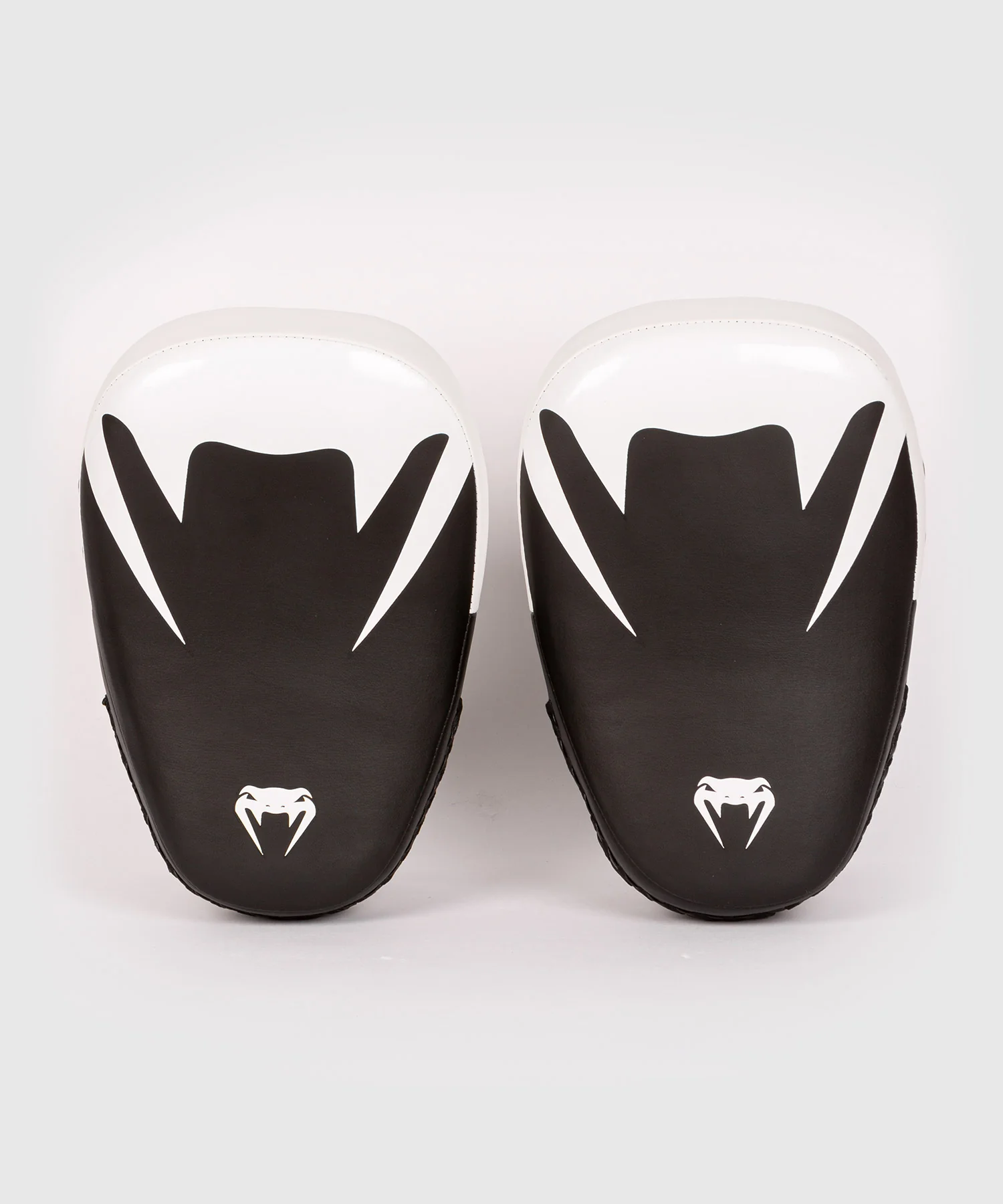Venum Small Kick Boxing Pad 2.0 Micro Fiber Quality - Black/White