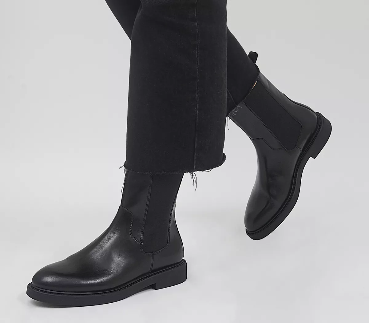 Vagabond Shoemakers Alex High Chelsea Boots Black