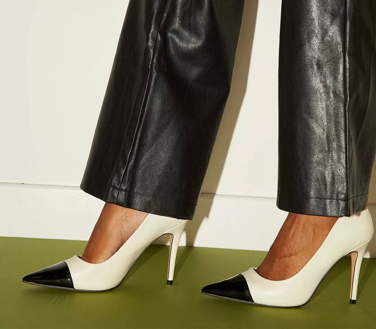 OFFICE Harmony Toe Cap Courts White Leather