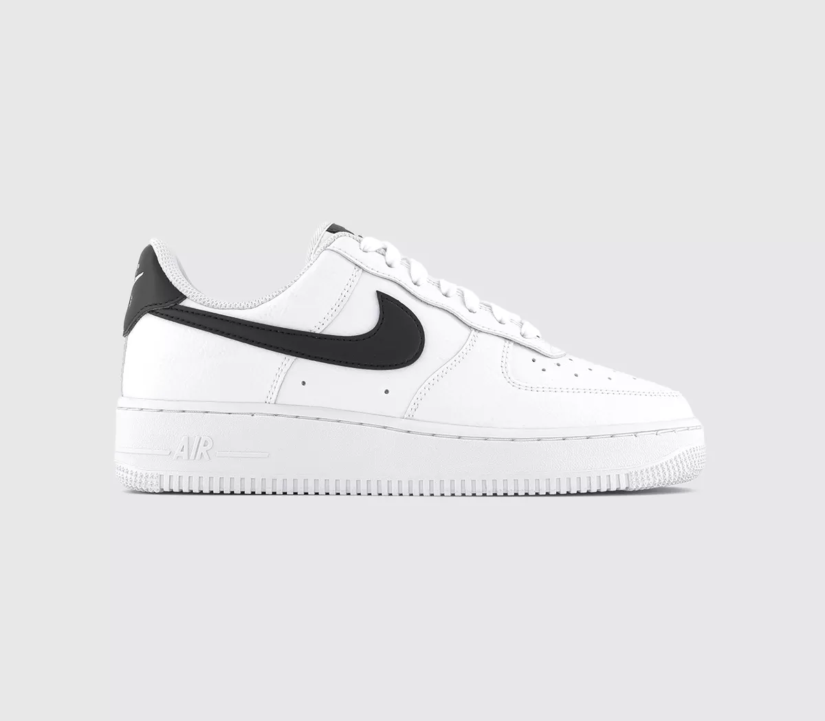 Nike Air Force 1 07 Trainers  White Black White White