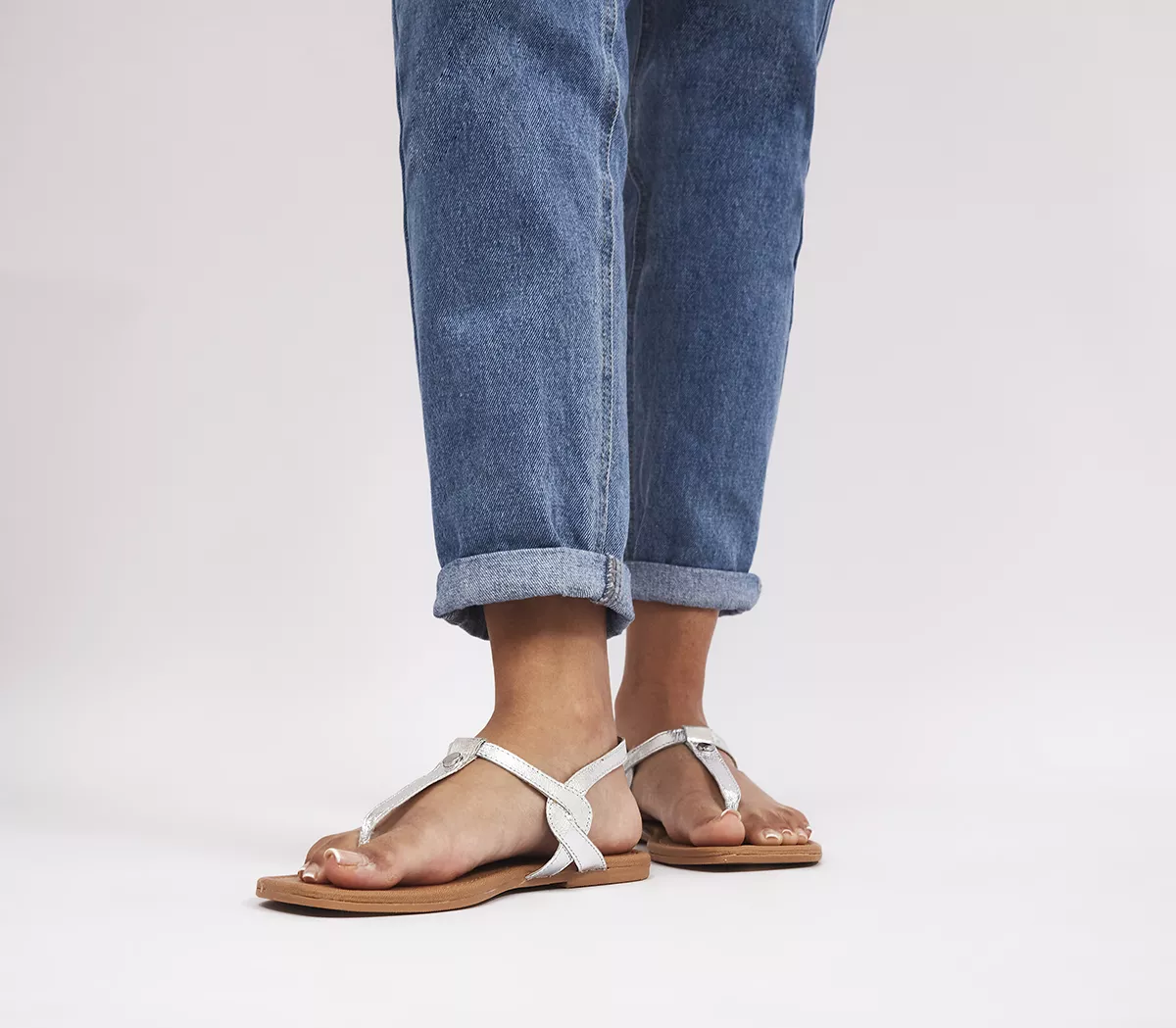 OFFICE Wide Fit Spendid Leather Toe Post Sandals Silver Leather